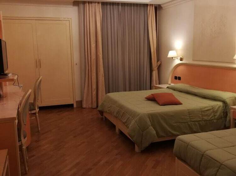 اتاق استاندارد سه نفره, Lh Hotel Domus Caesari