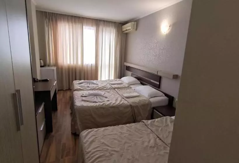 Triple Room Sea View, Lotos