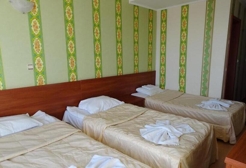 Triple Room Sea View, Lotos