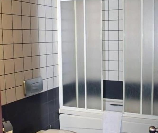 스탠다드 트리플 룸, Rumi