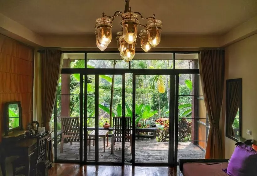 バスタブ付きデラックスルーム, Sukantara Cascade Resort And Spa