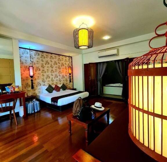 バスタブ付きデラックスルーム, Sukantara Cascade Resort And Spa