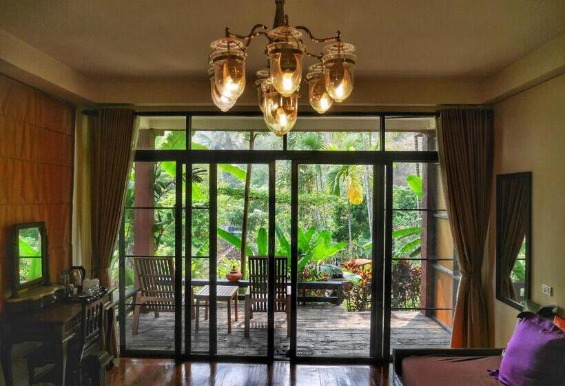 Номер Deluxe с Гидромассажем, Sukantara Cascade Resort And Spa