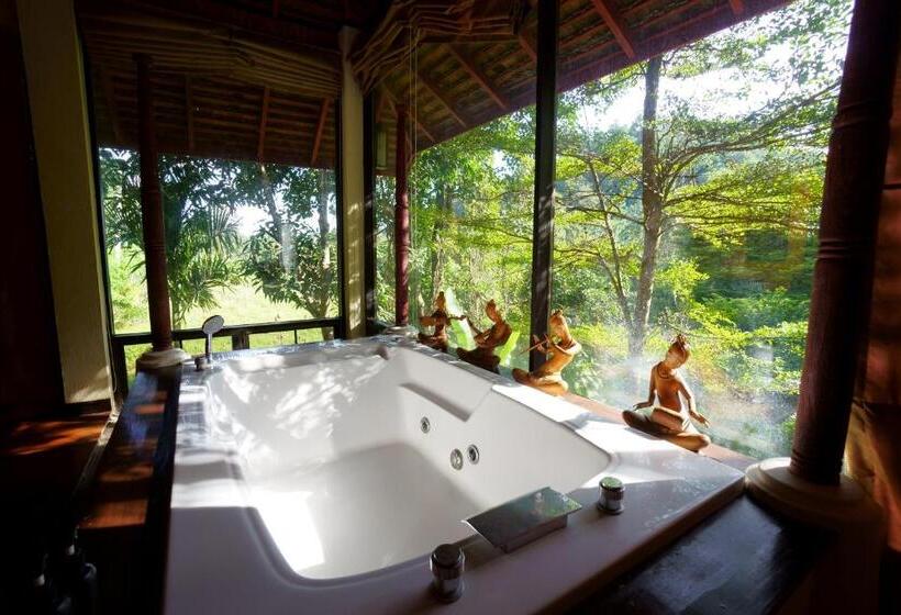 景色の見えるスイートルーム, Sukantara Cascade Resort And Spa