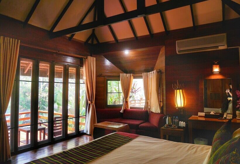 Хижина, Sukantara Cascade Resort And Spa