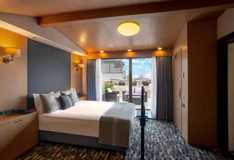 Superior Room with Terrace, Tan Hotel Special Category