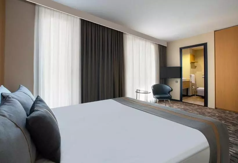 اتاق اکونومی, Tan Hotel Special Category