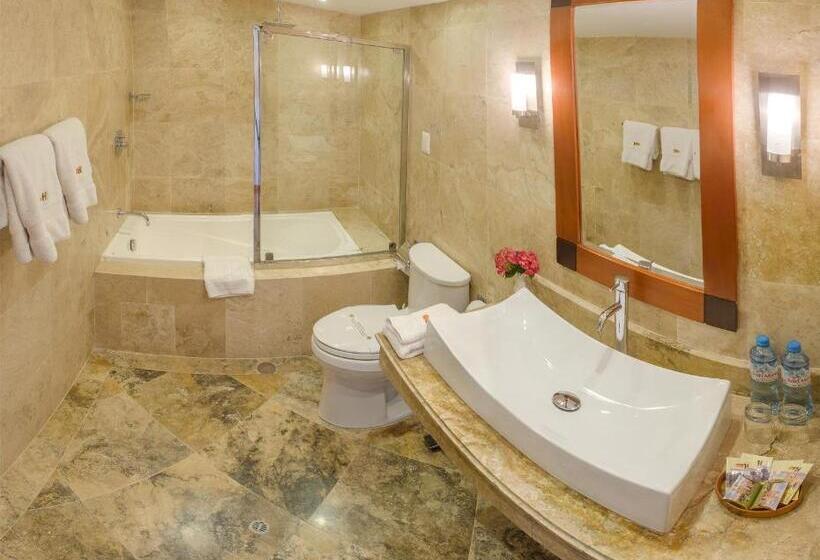 スタンダード4人部屋, Taypikala Hotel Cusco