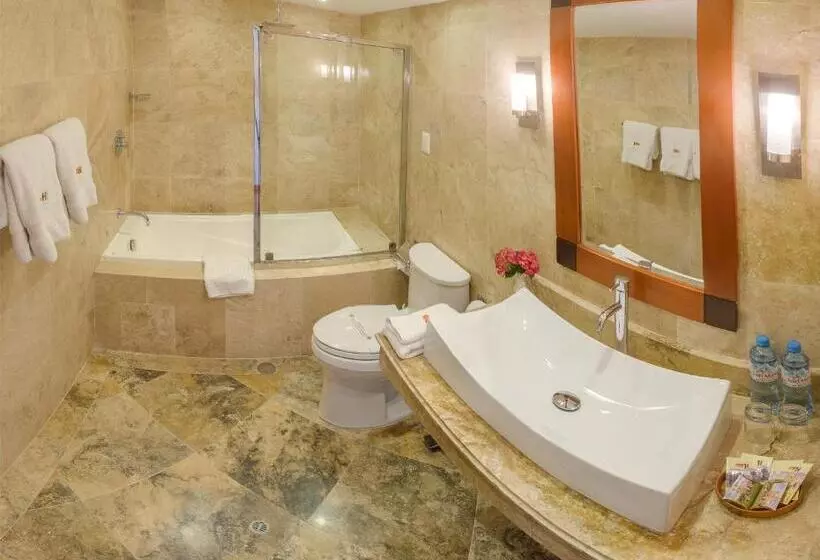 اتاق استاندارد با تخت بزرگ, Taypikala Hotel Cusco