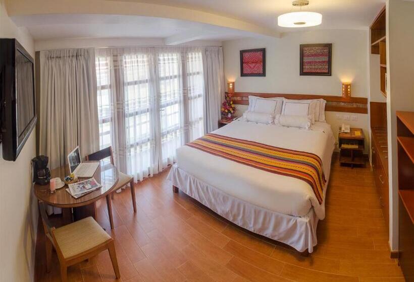 キングサイズベッドのスタンダードルーム, Taypikala Hotel Cusco