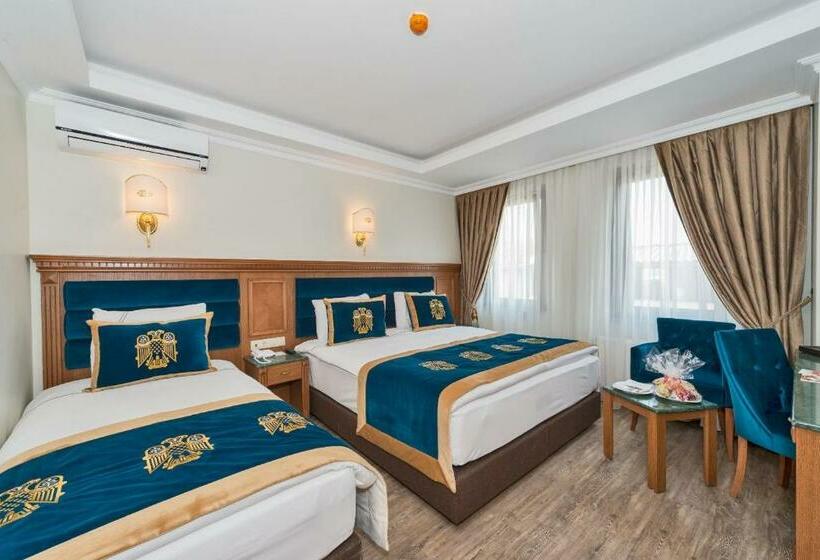 スタンダードトリプルルーム, The Byzantium Suites Hotel & Spa
