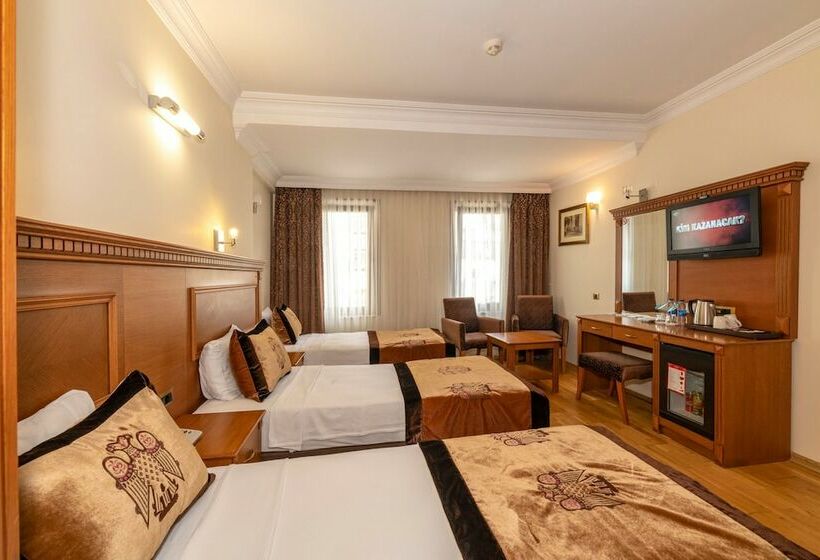 Номер Стандарт Трехместный, The Byzantium Suites Hotel & Spa