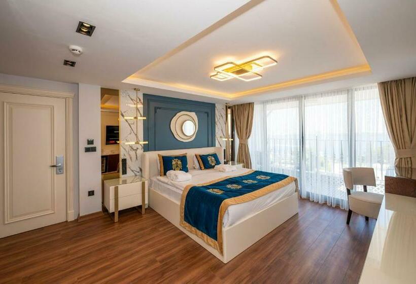 سوئیت پنت هاوس, The Byzantium Suites Hotel & Spa