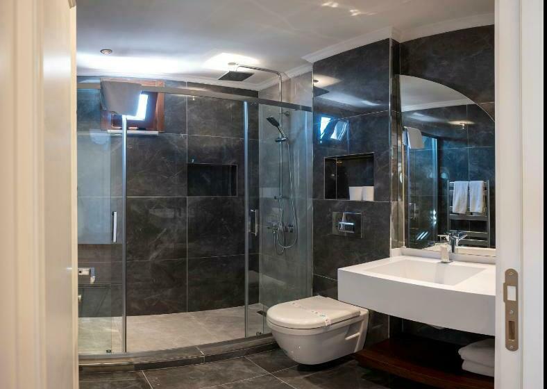 سوئیت پنت هاوس, The Byzantium Suites Hotel & Spa