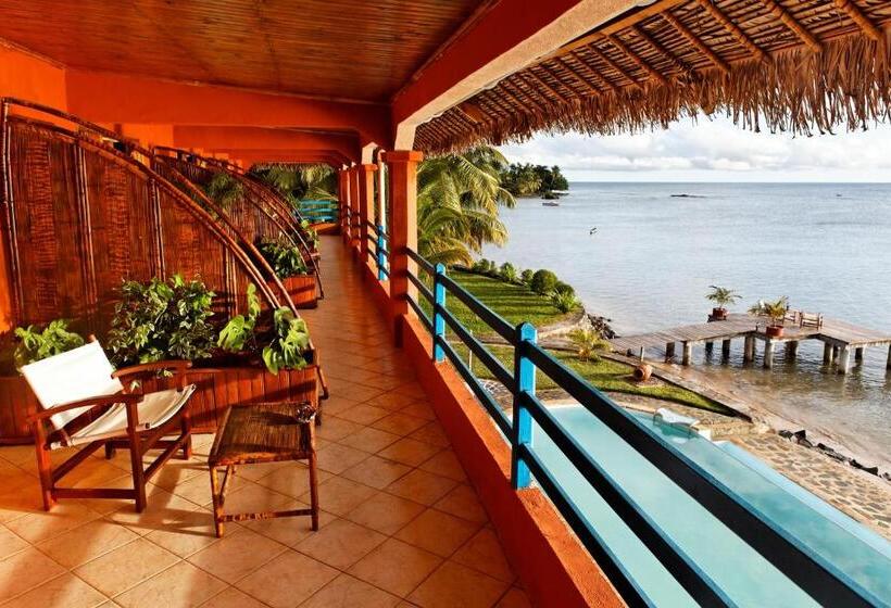 اتاق خانوادگی با چشمانداز دریا, Vanivola & Spa