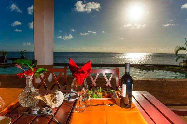 بنگله خانوادگی, Vanivola & Spa