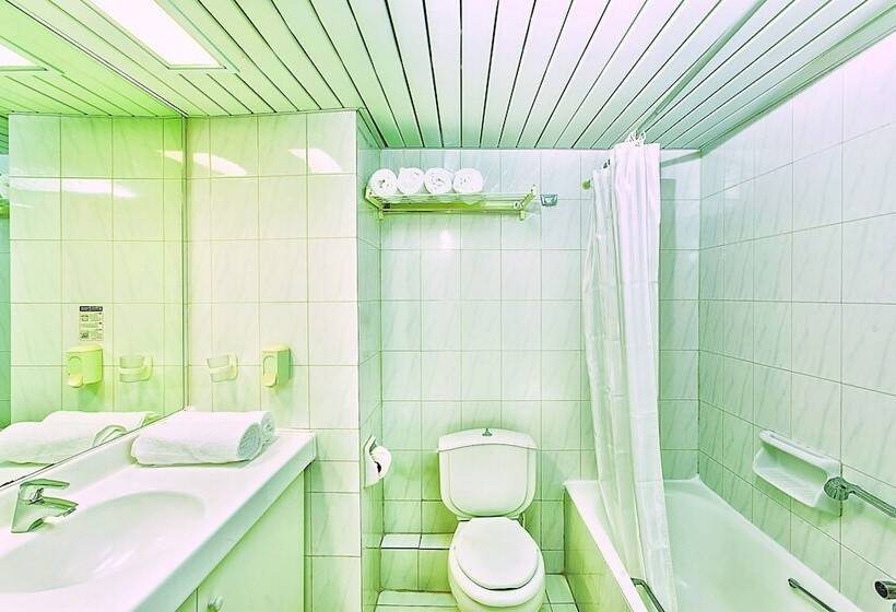 חדר אקונומי, Xenios Theoxenia