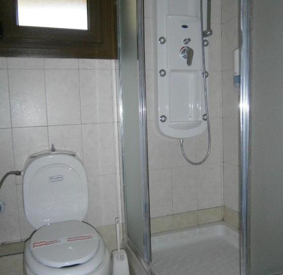 חדר סטנדרט, Xenios Theoxenia