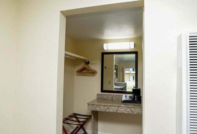 2ダブルベッドのスタンダードルーム, Silver Surf Motel