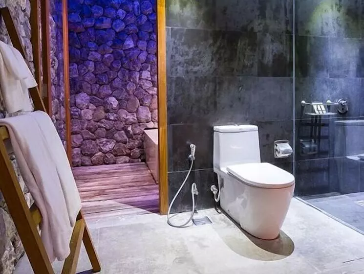 ویلای دلوکس 1 خوابه با چشم‌انداز دریا, Tolani Resort Kui Buri