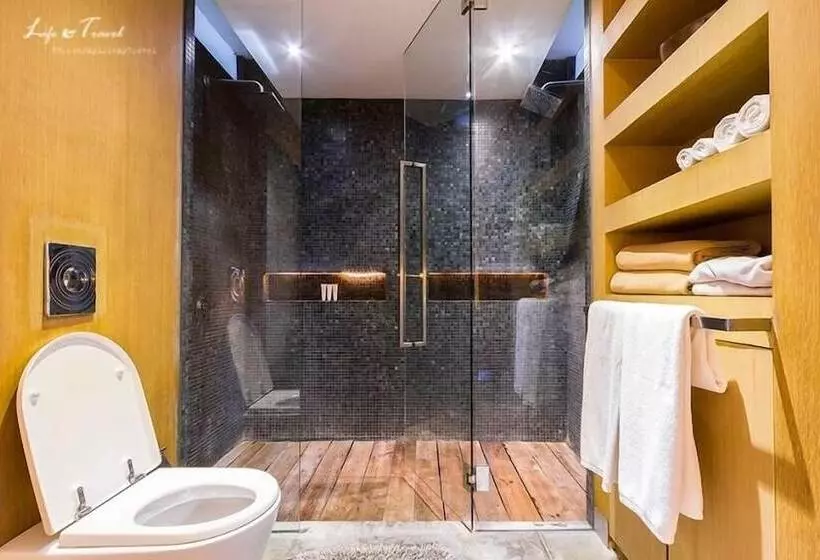 ویلای دلوکس 1 خوابه با چشم‌انداز دریا, Tolani Resort Kui Buri