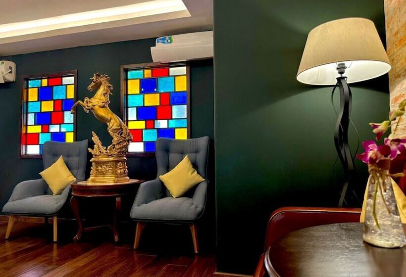 اتاق اجرایی, Happy Life Green