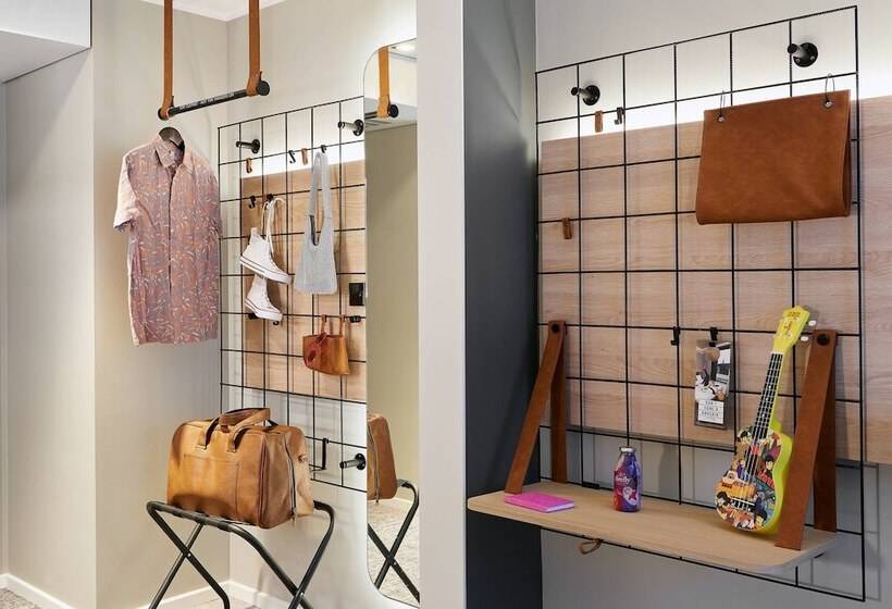 اتاق استاندارد, Moxy Edinburgh Fountainbridge