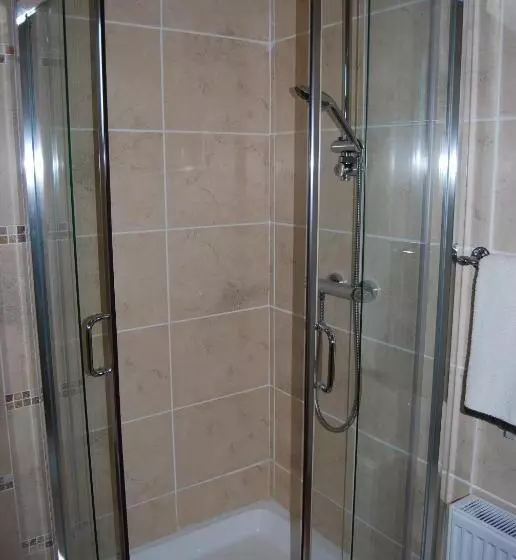 スタンダードルーム, Clonmore Lodge B&b