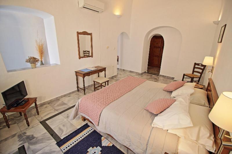 Трехместный Номер Superior, Aethrio Sunset Village   Oia