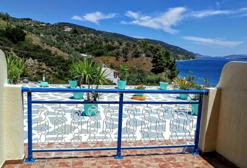 اتاق راحتی سه تخته, Agnanti