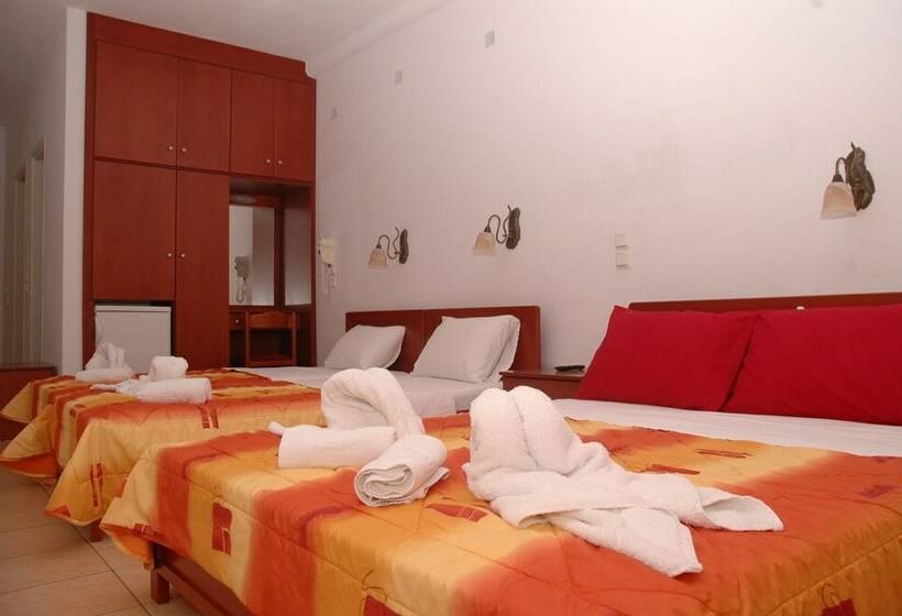 اتاق خانوادگی با چشمانداز دریا, Agnanti