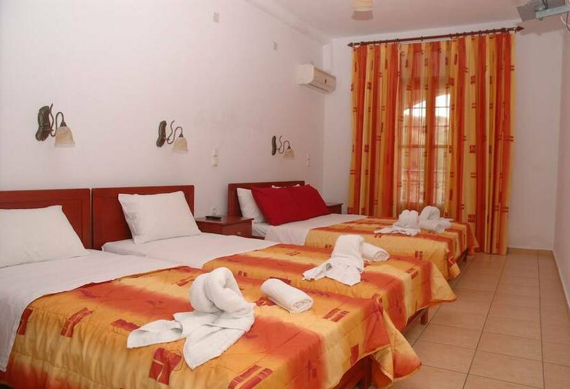 اتاق خانوادگی با چشمانداز دریا, Agnanti