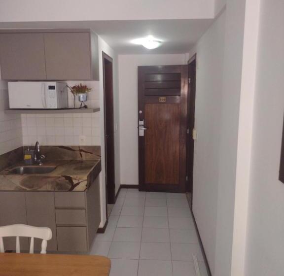 Апартаменты 1 Спальня с Балконом, Condomínio Araça Praia Flat, Apt