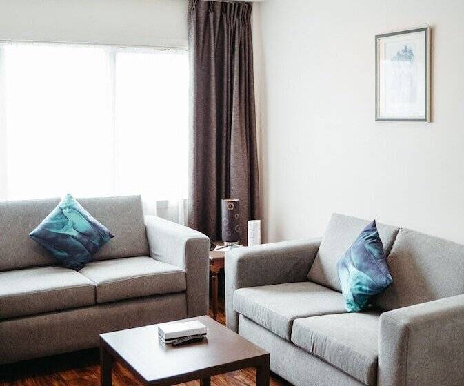 דירת שני חדרים, Auckland City Hotel   Hobson St
