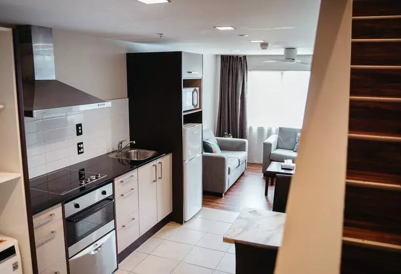 آپارتمان 1 خوابه, Auckland City Hotel   Hobson St