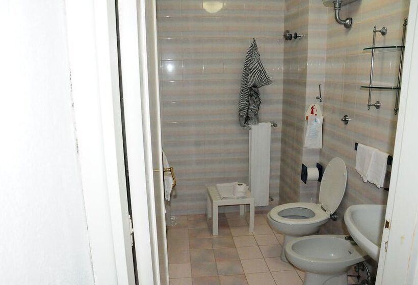 スタンダードルーム, Belsole