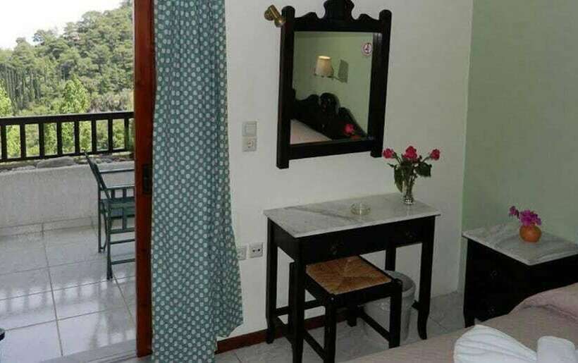 اتاق استاندارد با چشمانداز دریا, Daphne