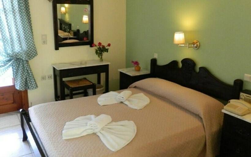 اتاق استاندارد با چشمانداز دریا, Daphne