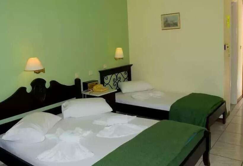 اتاق سوپریور با چشمانداز دریا, Daphne