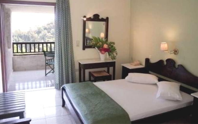 اتاق سوپریور با چشمانداز دریا, Daphne