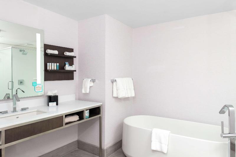 اتاق استاندارد با تخت بزرگ, Hilton Garden Inn Hartford South/glastonbury