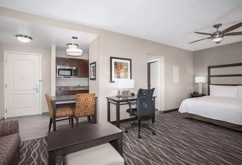 スイート, Homewood Suites By Hilton Henderson South Las Vegas