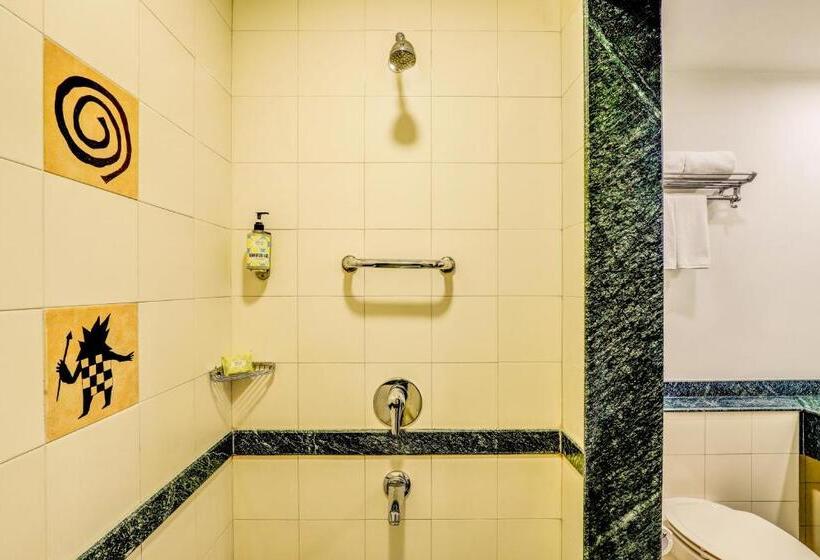 Номер Deluxe, Lemon Tree Hotel, East Delhi Mall, Kaushambi
