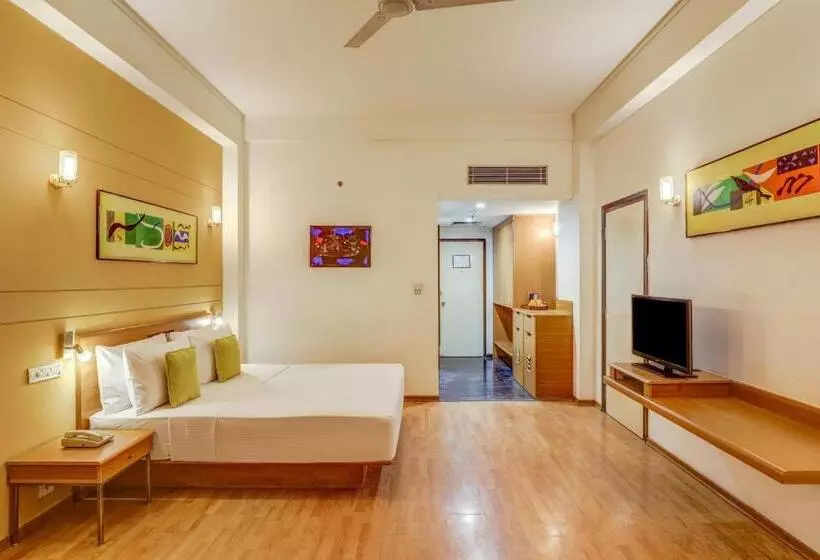 スタンダードルーム, Lemon Tree Hotel, East Delhi Mall, Kaushambi
