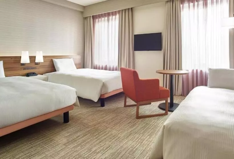 Basic-huone, Mitsui Garden Hotel Kumamoto