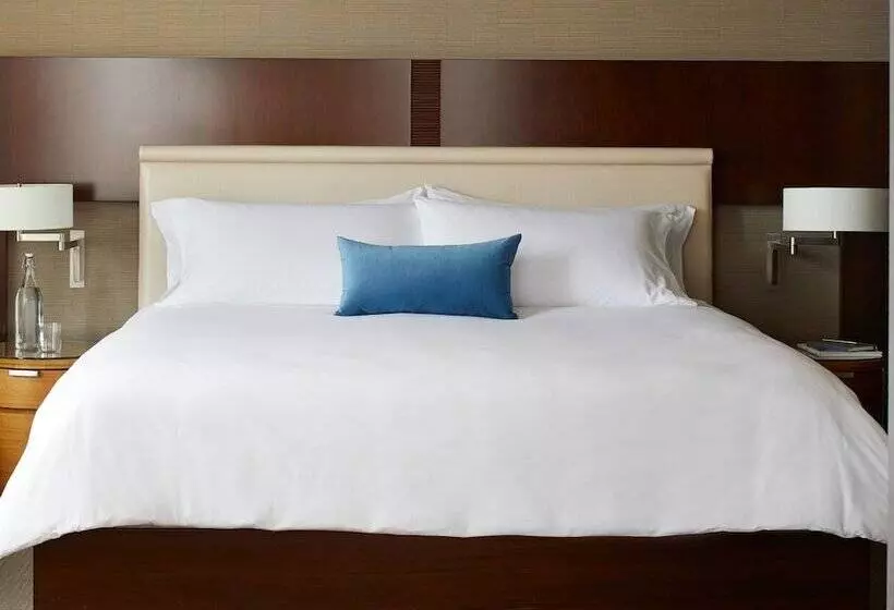 اتاق پرمیوم, Denny Park Hotel Seattle
