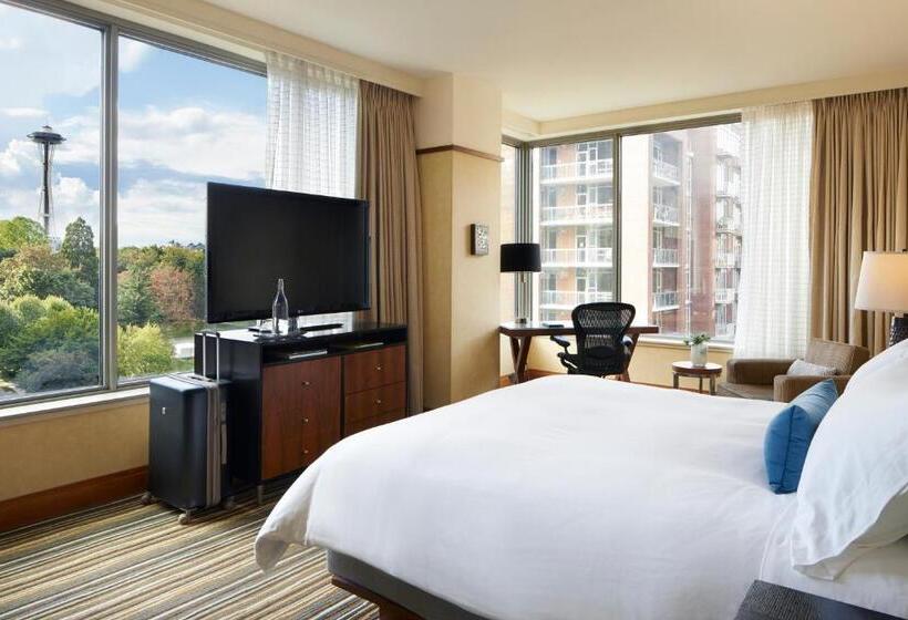 キングサイズベッドのスイートルーム, Denny Park Hotel Seattle