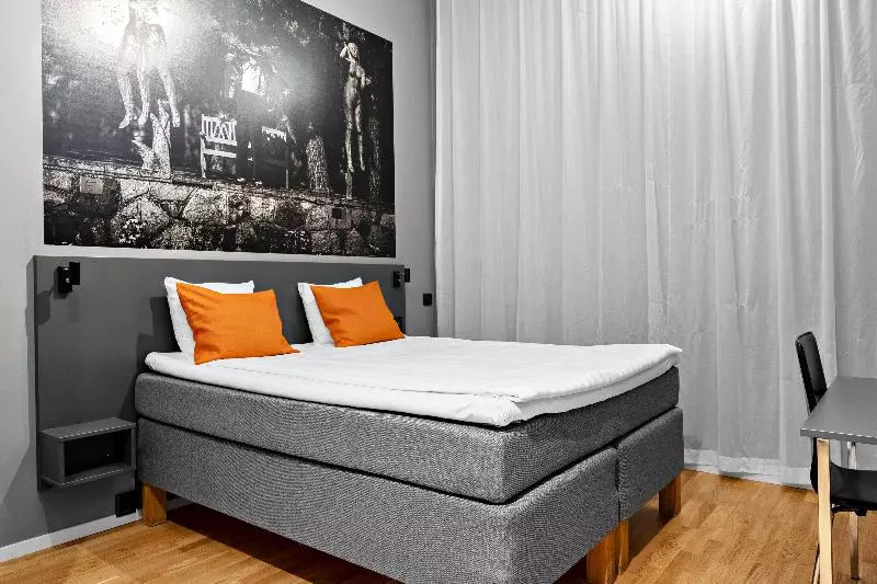 سوئیت با تخت بزرگ, Denny Park Hotel Seattle