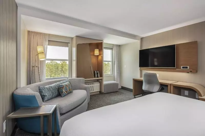 اتاق لوکس با چشم‌انداز شهر, Denny Park Hotel Seattle