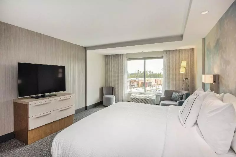 اتاق لوکس با چشم‌انداز شهر, Denny Park Hotel Seattle
